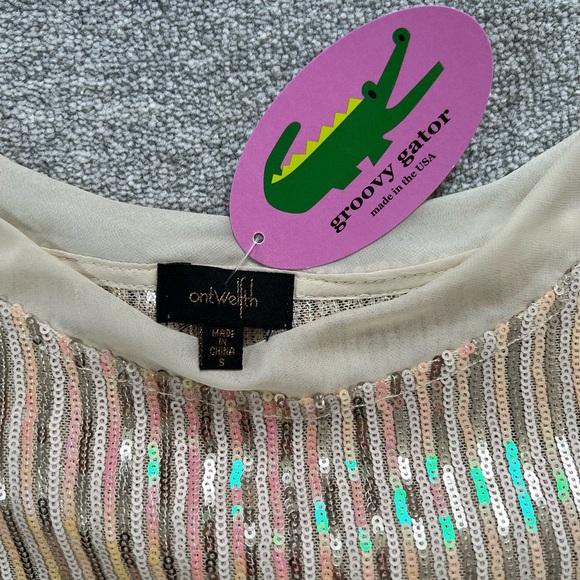 Ontwelfth NWT Sequined Top - Picture 7 of 7